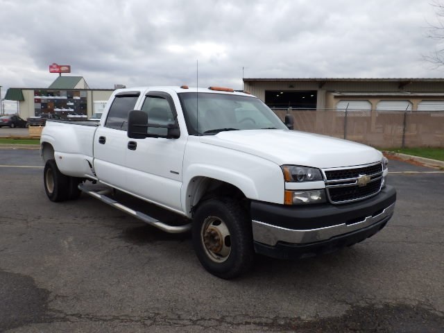 Pre-Owned 2007 Chevrolet Silverado 3500 Classic Work Truck 4D Crew Cab ...